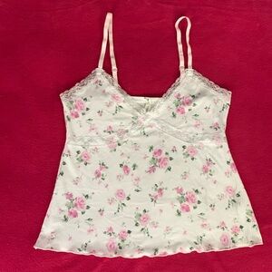 Laura Ashley Sleepwear Delicate Romantic flower roses top
